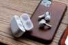 Советы и секреты: apple airpods умеют гораздо больше, чем просто воспроизводить музыку